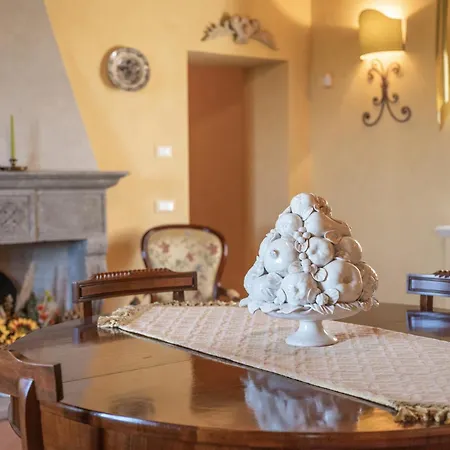 Palazzo Del Poggiano 4*