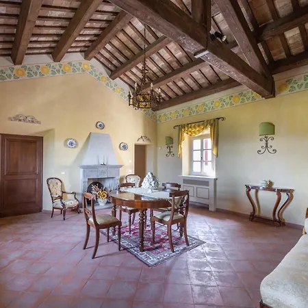 Alojamento de Acomodação e Pequeno-almoço Palazzo Del Poggiano 4*